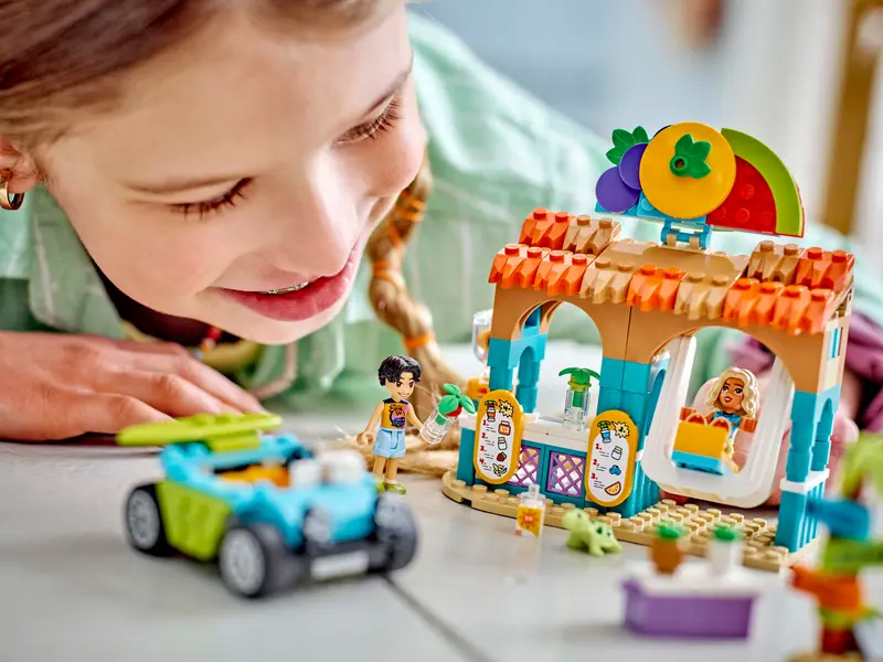 LEGO Friends 42625 Strand Smoothiekiosk - 5