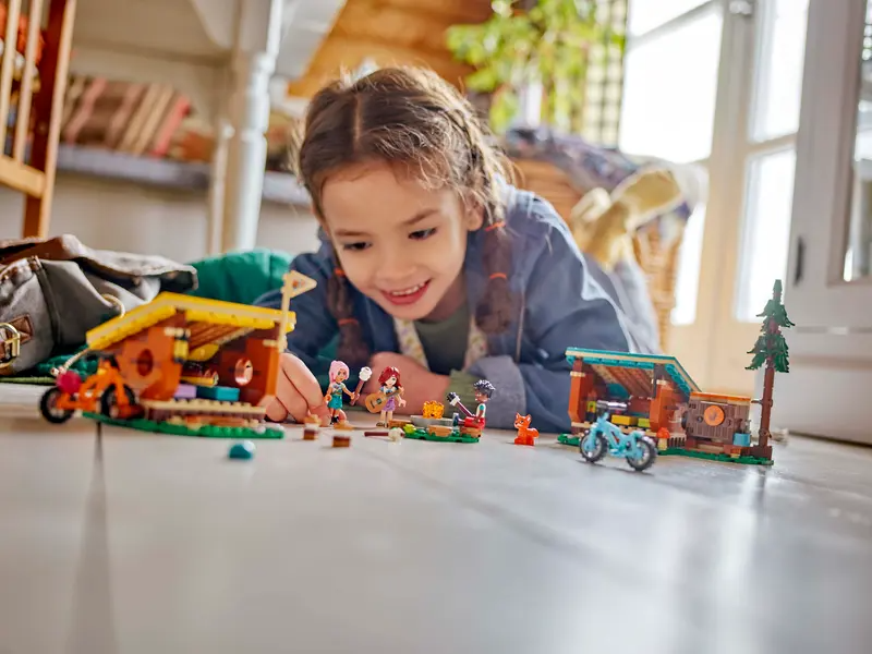 LEGO Friends 42624 Äventyrsläger Mysiga stugor - 7