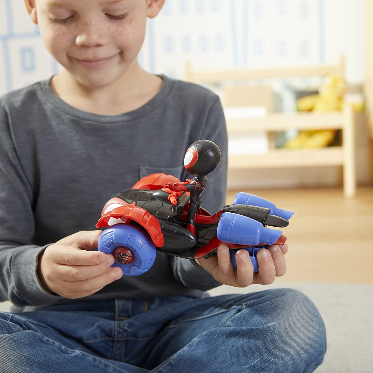 Marvel Spidey and His Amazing Friends Miles Morales, Feature Vehicle 2-in-1 - 6