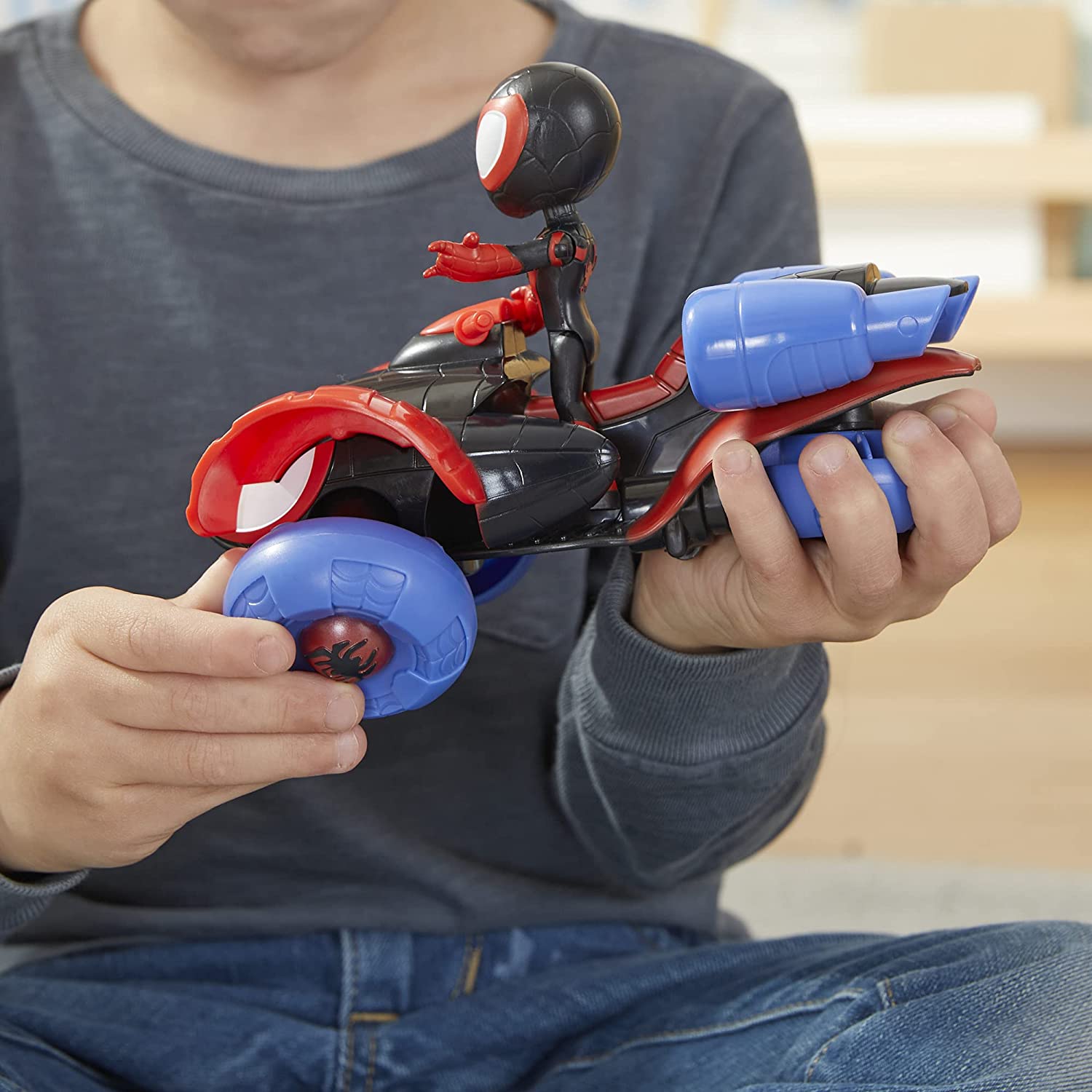 Marvel Spidey and His Amazing Friends Miles Morales, Feature Vehicle 2-in-1 - 7