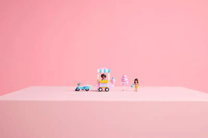 Lego Friends 42643 Sockervaddsstånd och vespa - 9