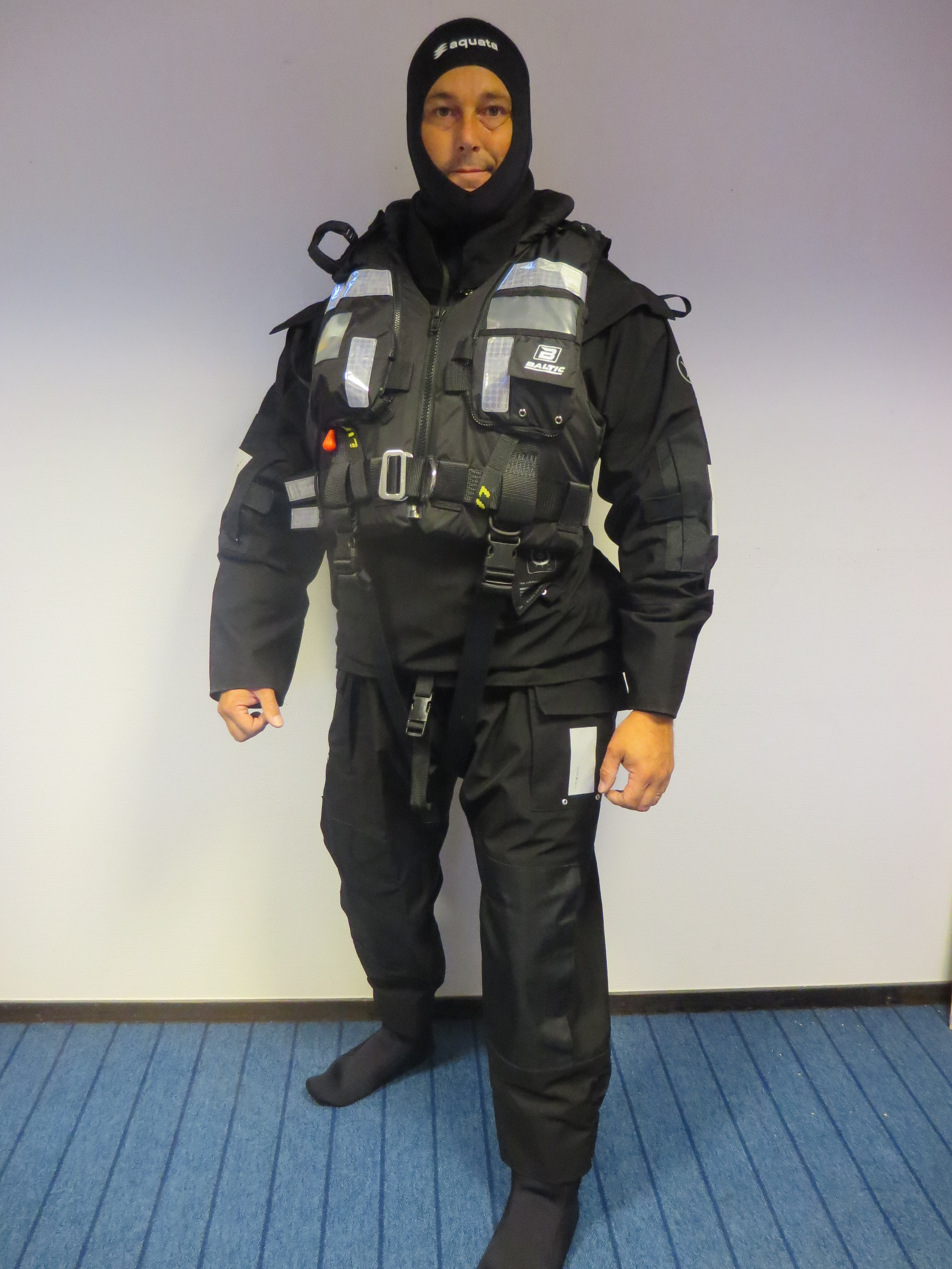 Aquata GT10 Ribsuite Svart - 2