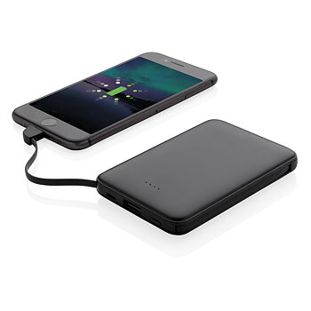 5.000 mAh powerbank i fickformat med integrerade kablar